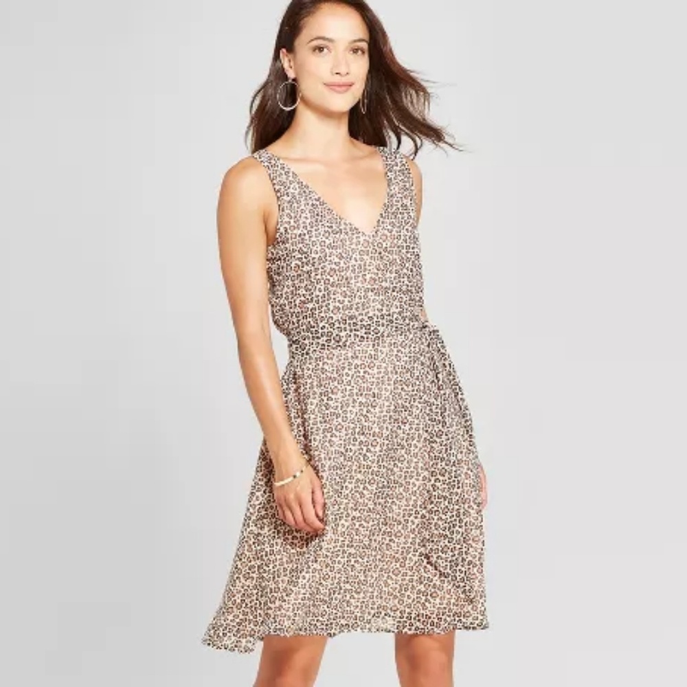 SALE 🎉 A New Day Leopard Print Tie Waist Dress